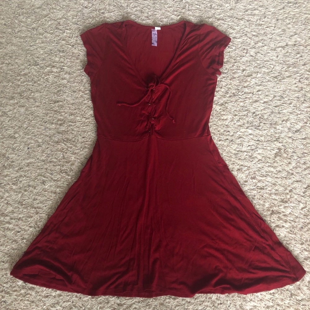 maroon swing dress // francesca’s